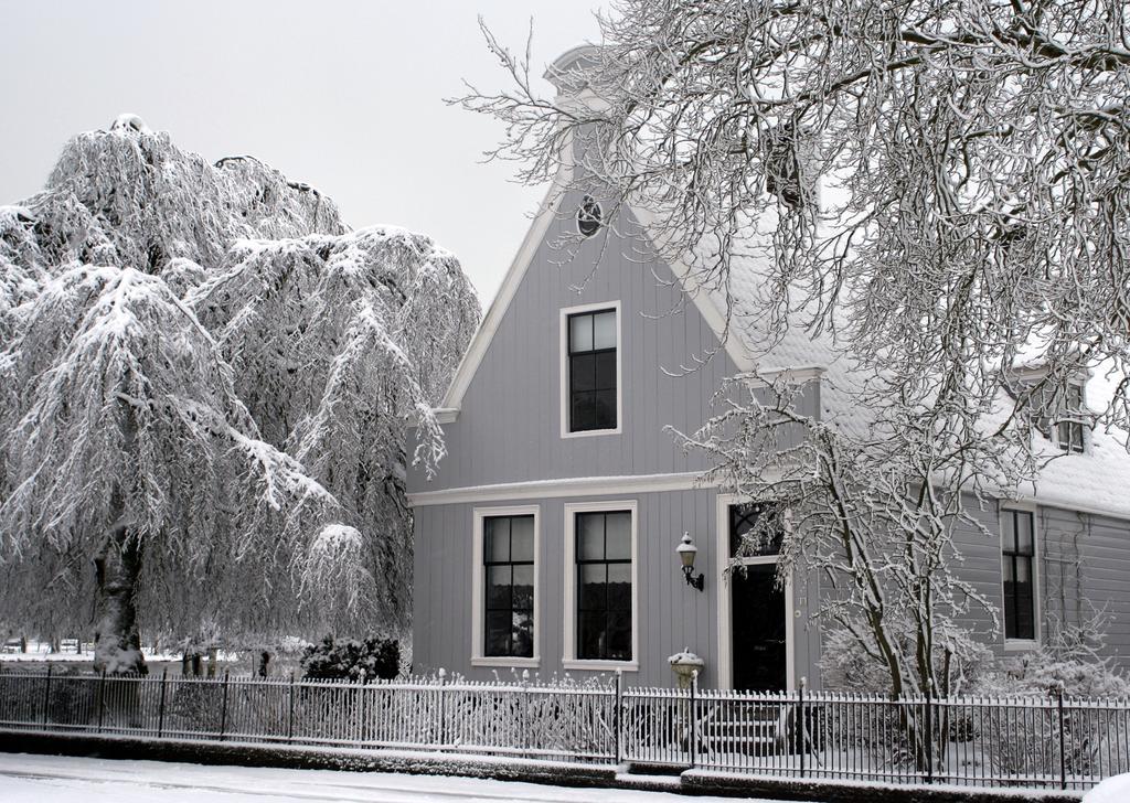 Inn On The Lake Broek in Waterland Exteriör bild